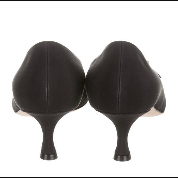 Manolo Blahnik embellished 3”pumps - Picture 3 of 4